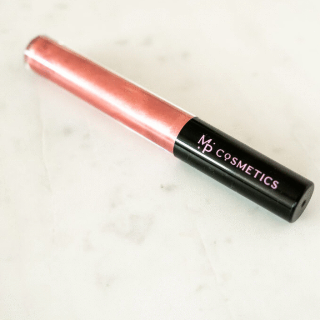 MP Cosmetics huuleläige toonis Virsik